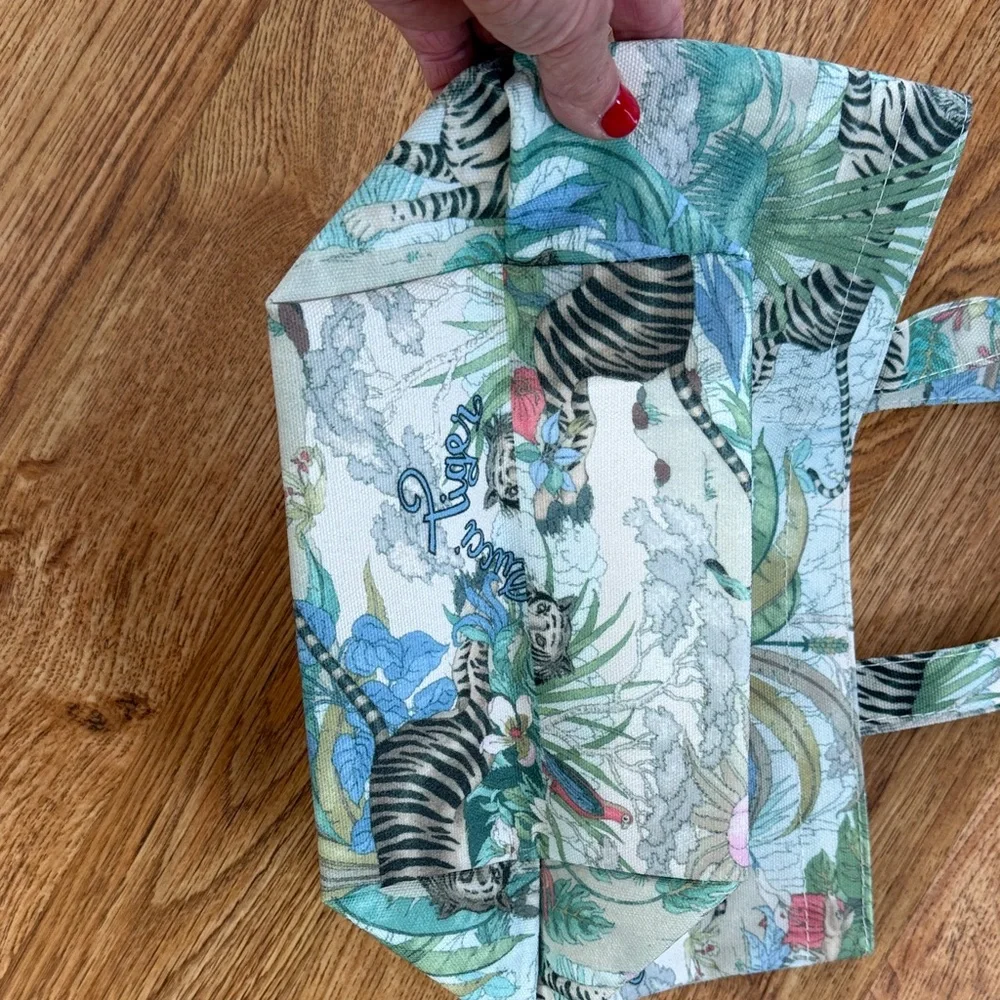 Gucci Beauty Jungle Print Small Canvas Tote GWP - Picture 4 of 5